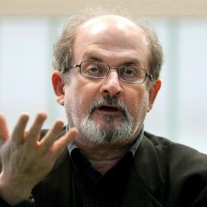 Rushdie: "Usare la forza non basta per battere quest'esercito di fanatici"