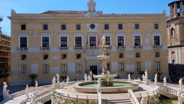Comune, il sindaco chiede il ritiro della delibera Irpef ma l'aula vuole bocciare il raddoppio   