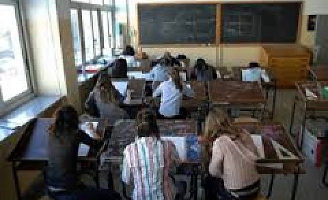 Punizione-choc ad un'alunna<br />condannata la preside della scuola
