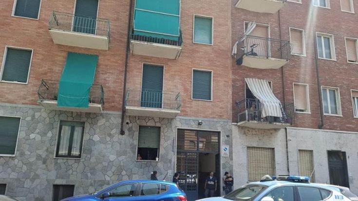 Trovata morta nel cassone del letto: arrestato l’ex compagno per il femminicidio di Daniela Florea