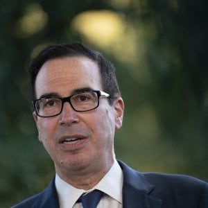 Le Borse di oggi, 15 ottobre. Nuovi contagi e stallo sugli aiuti Usa mandano i listini al tappeto. S&P vede meno nero sull'Italia