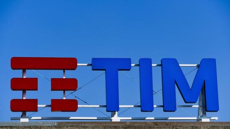Il Tesoro a caccia di fondi per rilanciare Tim e la rete