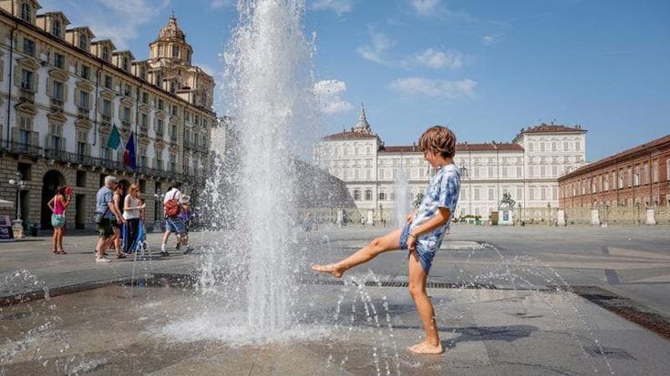 Previsioni meteo, fine agosto ancora con valori termici fino a 8-10°C oltre le medie al Centro-Sud