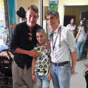 Il club granata realizza il sogno del piccolo tifoso bianconero malato: entrare in campo con Ronaldo