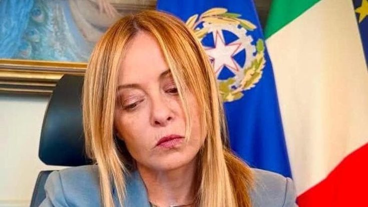 La premier sfrutta la crisi: ora hub modello Albania a spese dell’Unione