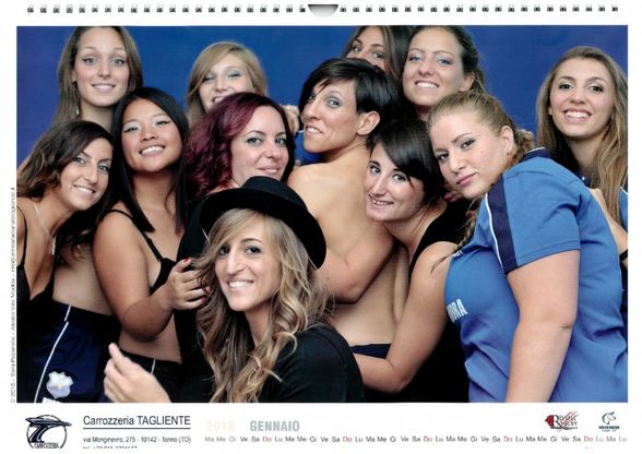 Nude alla meta, il calendario delle rugbiste torinesi
