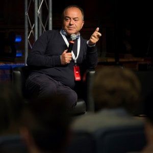 Festival del giornalismo, Gratteri e la battaglia al narcotraffico: "I boss sono al sicuro, protetti da leggi inconsapevoli"