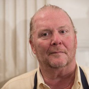 Boston, a processo il celebrity chef Mario Batali accusato di molestie