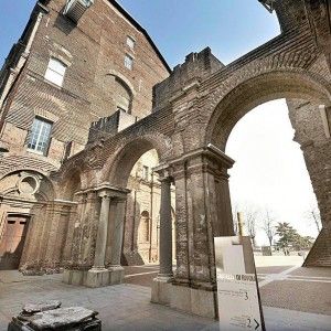 Merz: "Il Castello di Rivoli<br />si rafforza collegandolo<br />alle altre regge"