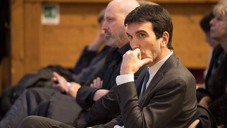 Il Pd non vada in fondo al centro