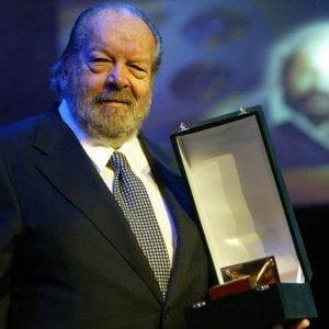 Addio a Bud Spencer, il gigante buono del cinema 