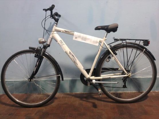Bici rubate pronte a partire per la Tunisia da Palermo, le foto