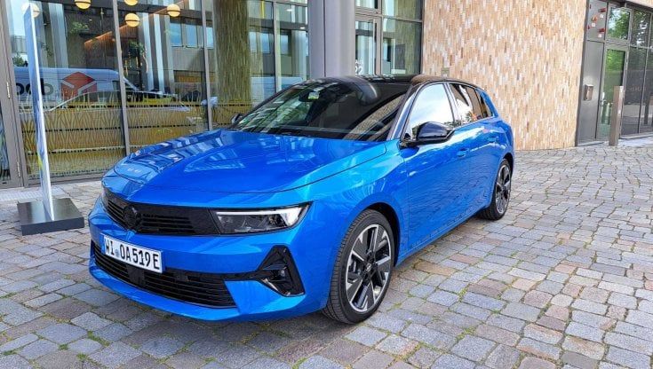 Scossa Opel, ecco la nuova Astra elettrica
