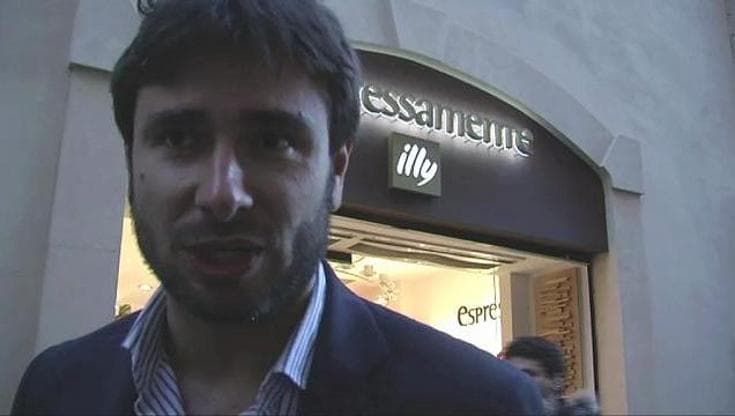 Consultazioni, Di Battista: "No a farsa che puzza di ostrica ammuffita"