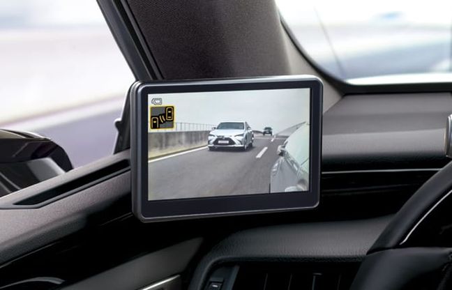 Lo specchiettio diventa digitale, idea Lexus