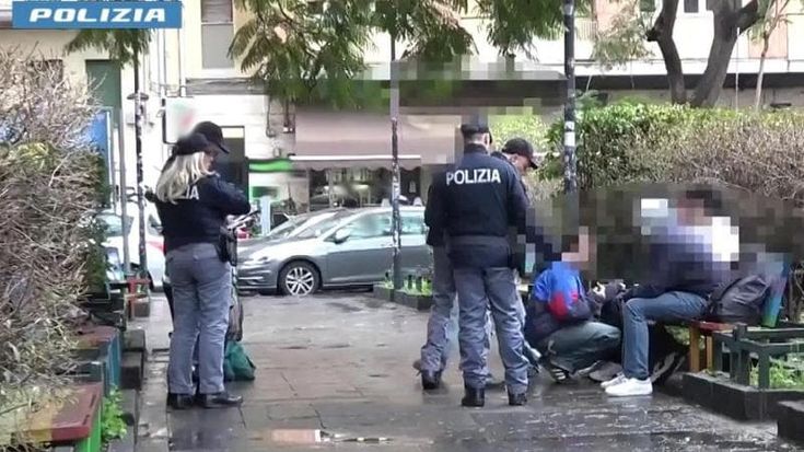 Droga nascosta negli scooter in manette quattro spacciatori