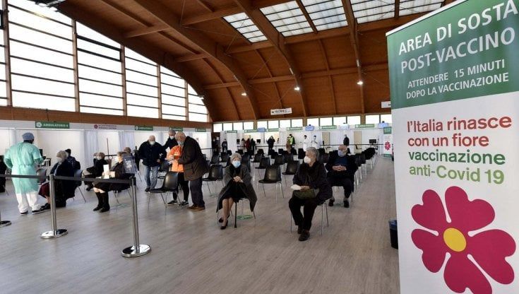Nel Lazio 159 mila over 60 sono ancora senza vaccino