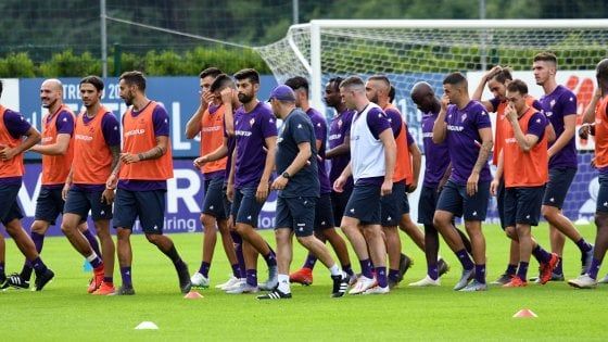 Fiorentina, primo allenamento a Moena. Veretout si fa male in attesa del mercato