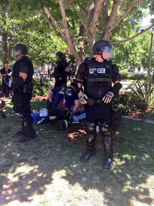 Usa, proteste contro sit-in neonazista: scontri e feriti 