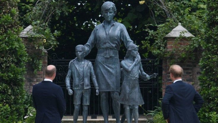 Reato di cultura impedita. È brutta la statua di Diana