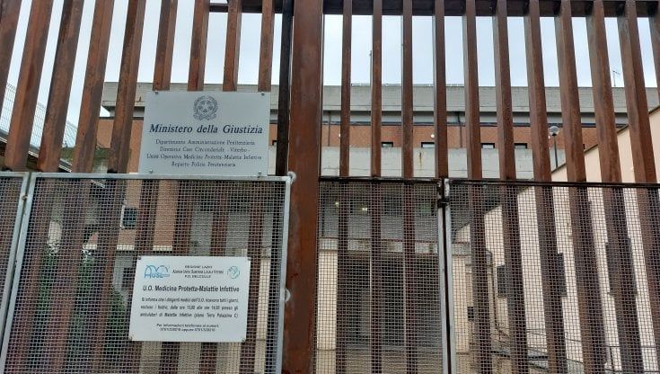 Ventottenne ucciso a Viterbo, convalidato l'arresto del coinquilino