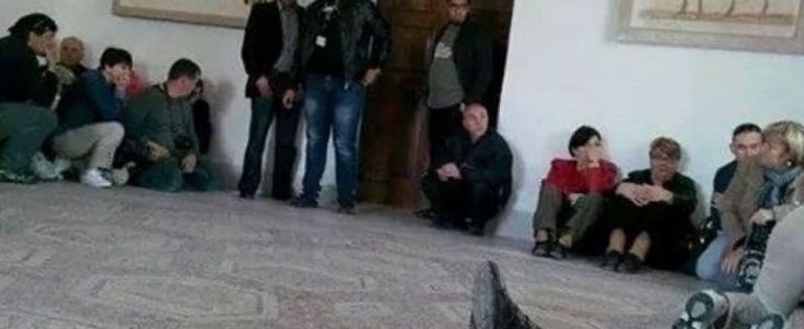 Tunisi: terroristi sparano nel museo. 4 italiani morti. Blitz libera gli ostaggi, 17 i turisti uccisi