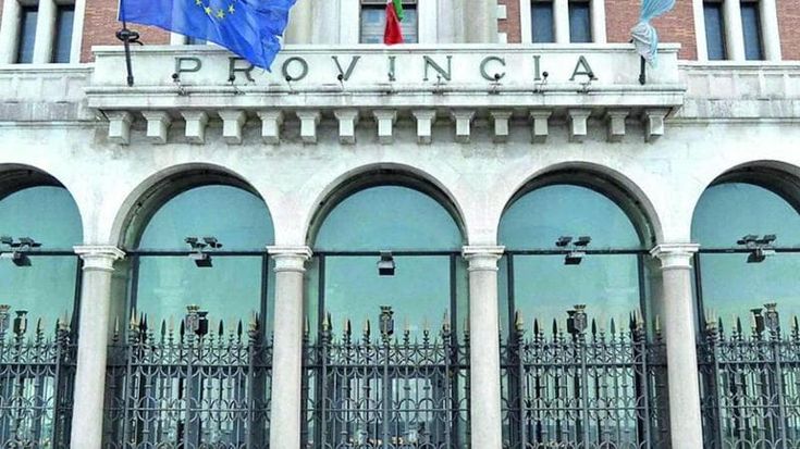Città Metropolitana di Bari, quattro sindaci per la corsa al nuovo consiglio ma è boom di rinunce tra i baresi
