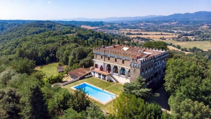 Toscana, la pandemia presenta il conto: in vendita duecento alberghi