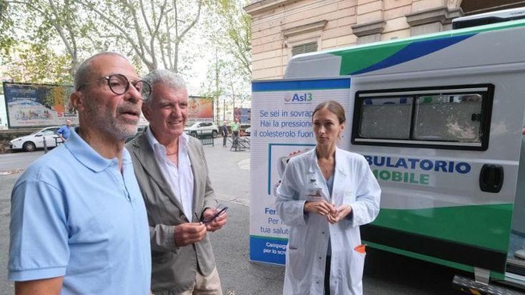 Genova, cinque minuti per uno screening del fegato: in campo l’ambulatorio mobile di Asl Tre