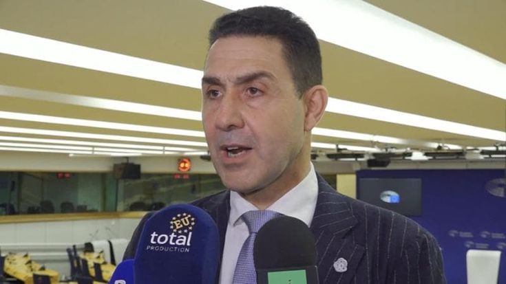 Vannacci a Roma, riunione con i suoi deputati. L'attacco a FI: “Vogliono equiparare trans e donne”