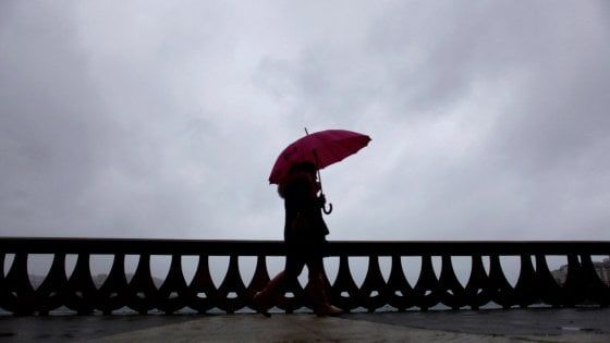 Maltempo, dalla mezzanotte allerta meteo gialla in Campania