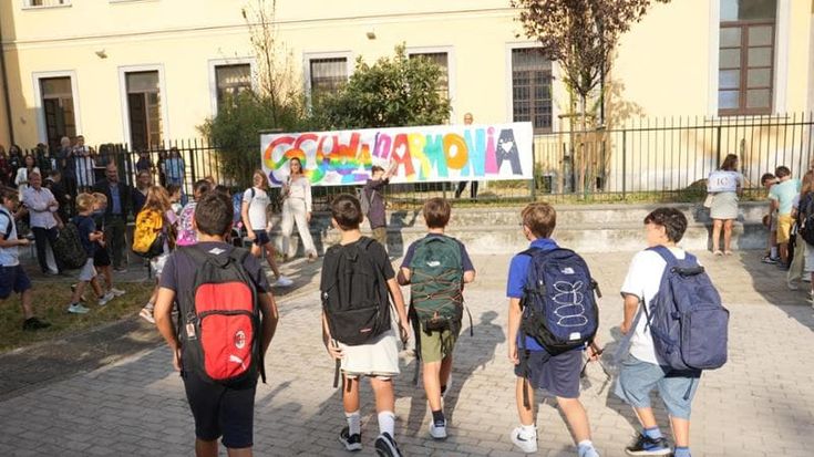 “Cambiare il calendario scolastico”, petizione con 12 mila firme