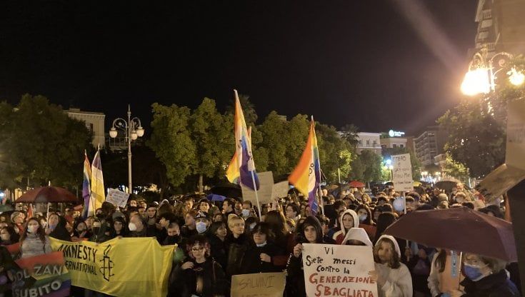 Ddl Zan, Foggia in piazza: "L'Italia è pronta per la libertà, i politici no"