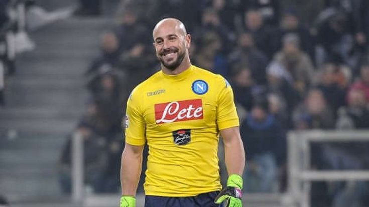 Napoli, sospiro di sollievo per Reina: ci sarà contro la Juve