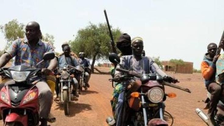 Burkina Faso, crimini di guerra e contro l’umanità dalla giunta militare e dagli islamisti