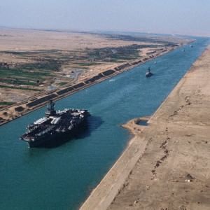 Iucn: "Il raddoppio del Canale di Suez mette in pericolo il Mediterraneo"