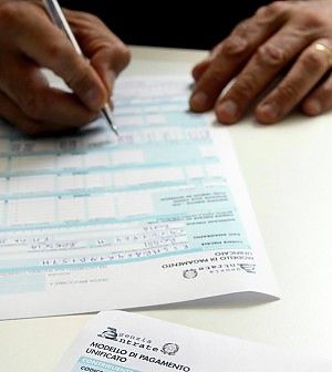 Svizzera, non salta il segreto bancario<br />Ma pi&ugrave; controlli nell'antiriciclaggio