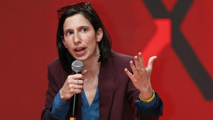 L’assenza è presenza. Le pause di Schlein e i nodi irrisolti che spiazzano il Pd
