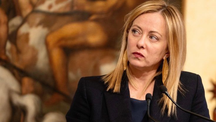 Da Cinecittà a Leonardo, parte il valzer delle poltrone ma i dubbi frenano Meloni