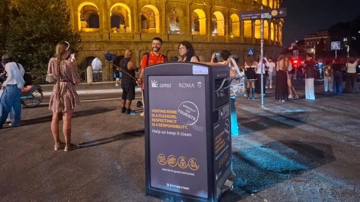 Trecento cestini intelligenti per i turisti. “Il centro storico non è un luna park”