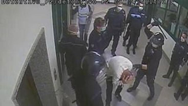 Carceri, per i pestaggi a Santa Maria Capua Vetere chiesti quasi 100 anni di reclusione