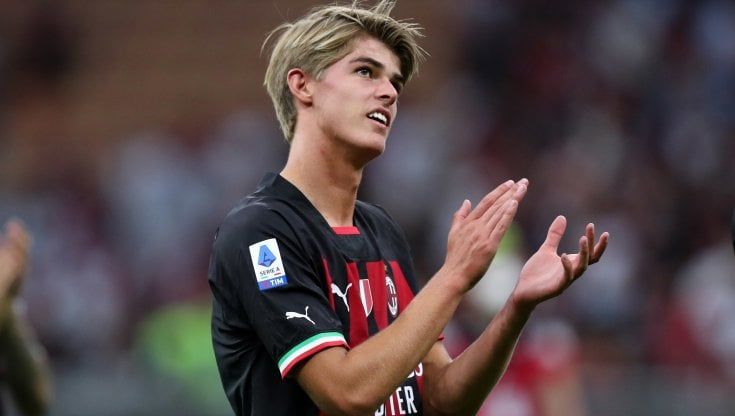 Milan, contro la Fiorentina Pioli lancia De Ketelaere e ringrazia Cardinale