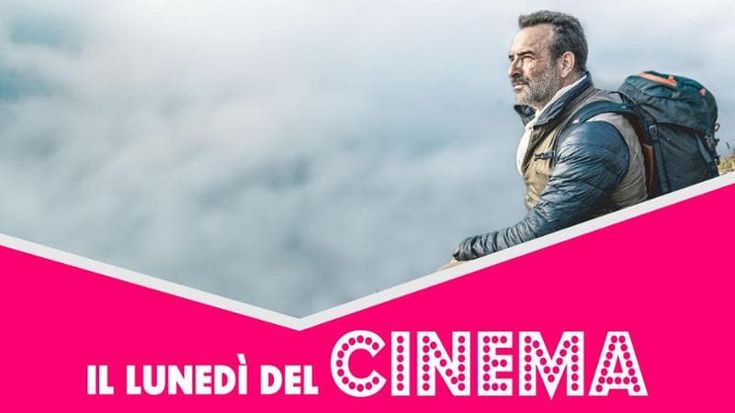 Il Lunedì del Cinema: online il 14 aprile 'A passo d'uomo', un viaggio impossibile con Jean Dujardin nella Natura e nell'animo umano
