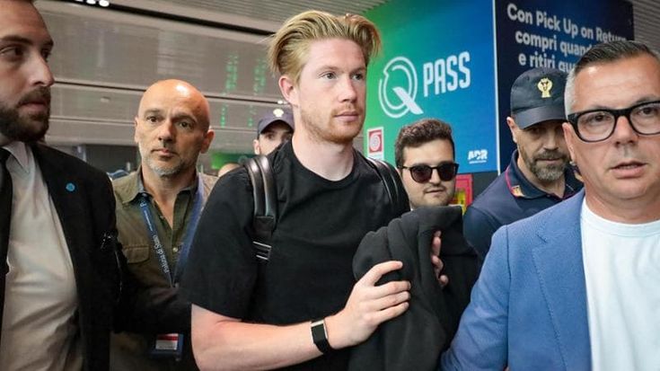 De Bruyne è del Napoli. Visite, firma e annuncio, il film di un giorno da re