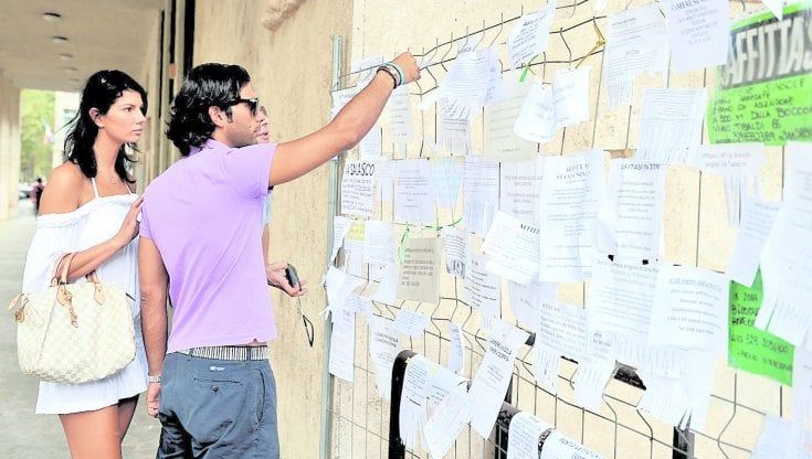 Primo studentato gestito  in cooperativa dagli universitari: 300 euro per una camera singola 