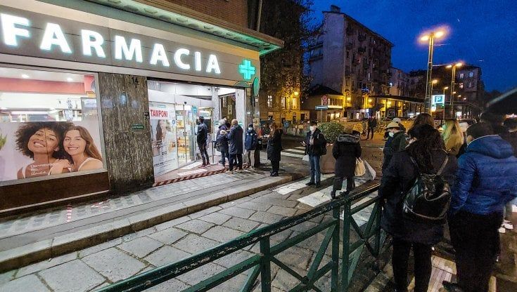 Bancomat in farmacia: il progetto di Farmacash prosegue ma rallenta per ritardi sulle forniture