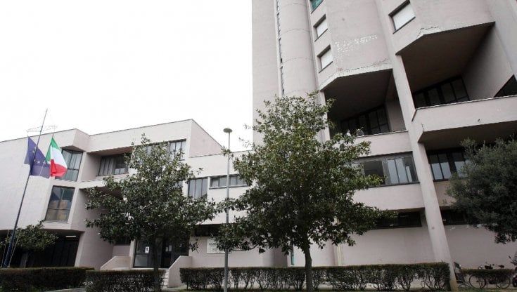 Muore a 84 anni di Covid nel carcere di Livorno