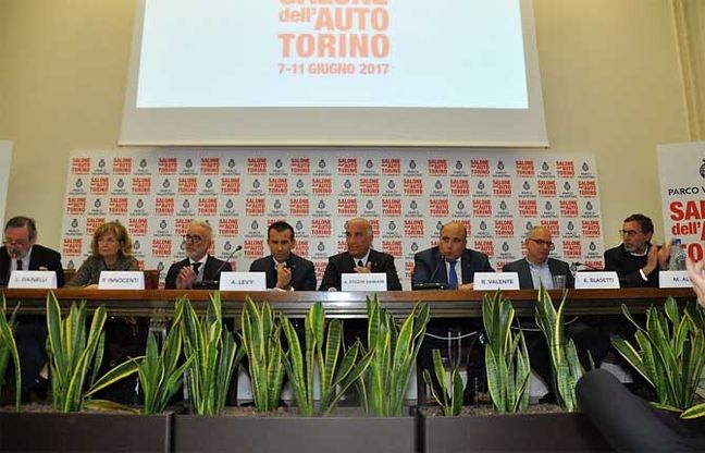 "Abolite il Superbollo”. L'appello del mondo dell'auto