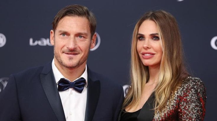 Francesco Totti e Ilary Blasi in aula: oggi l’udienza che può chiudere la guerra tra Rolex e assegni