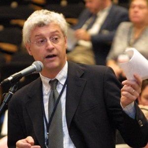 Il Pd compie nove anni, divisi su tutto anche i suoi pionieri